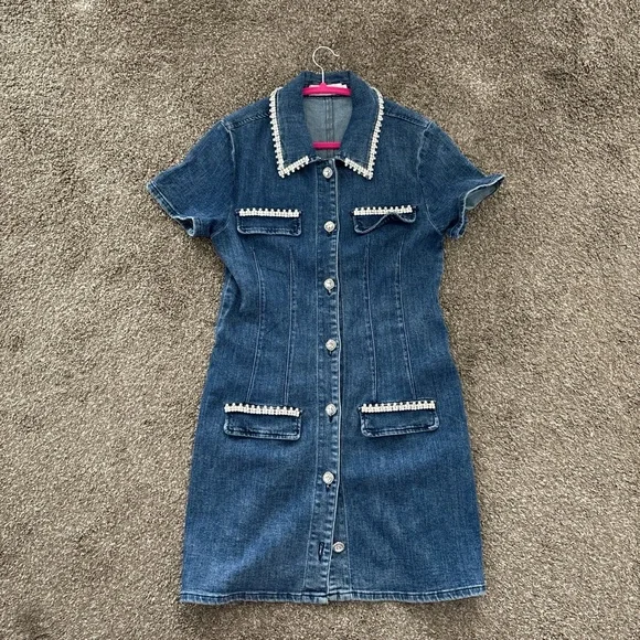 Chic Denim Dress with White Accents - Picture 1 of 5